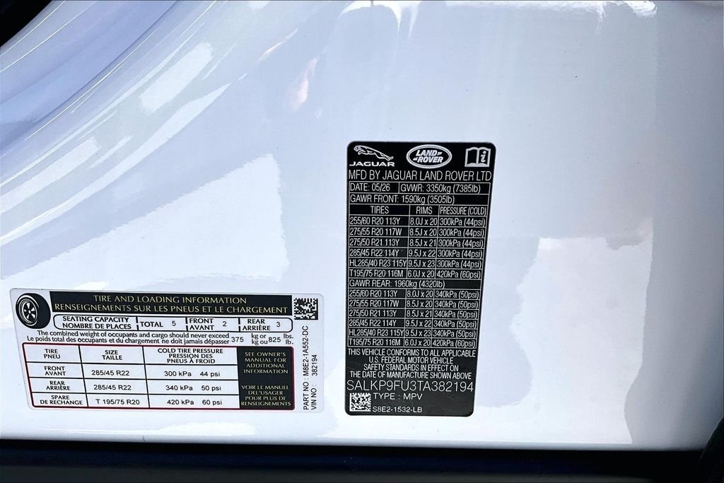 New 2026 OSTUNI PEARL WH Land Rover SE image 8