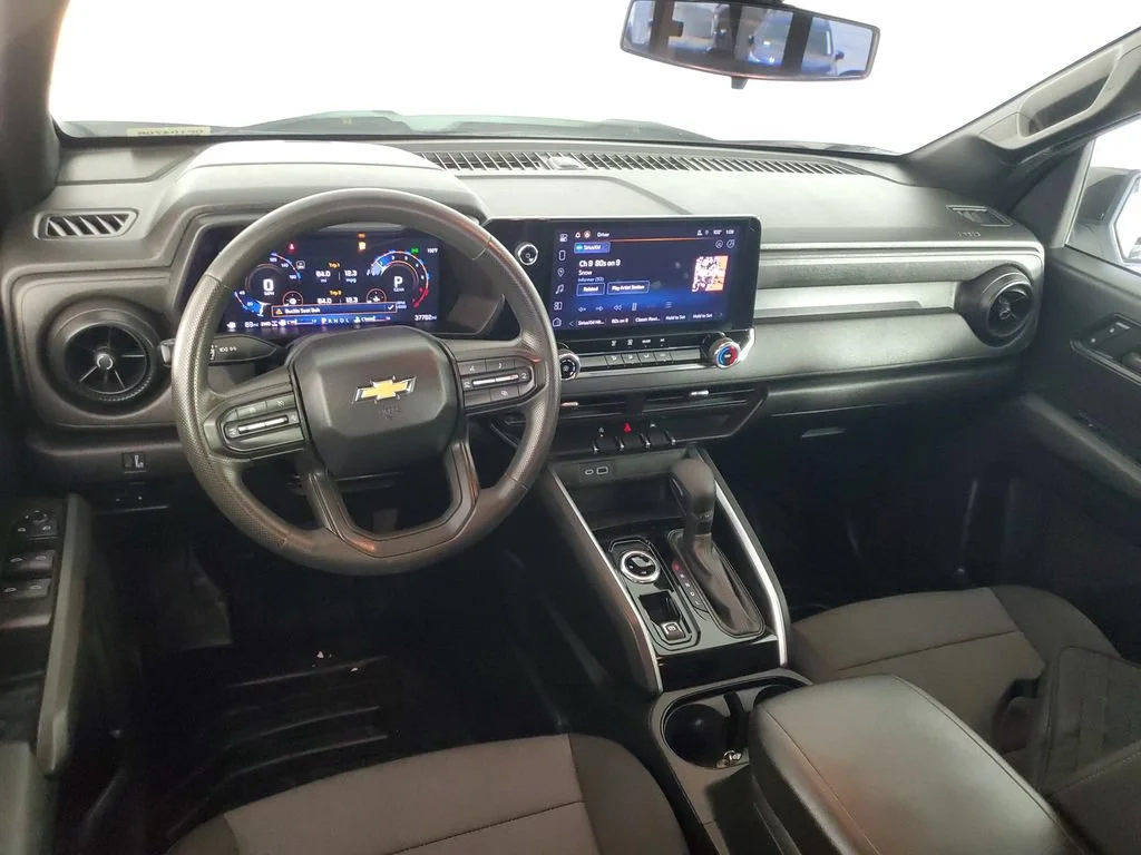 Used 2024 Summit White Chevrolet WT image 19