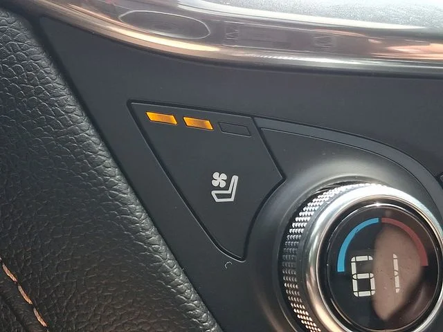 Used 2019 Beige Chevrolet Premier image 25