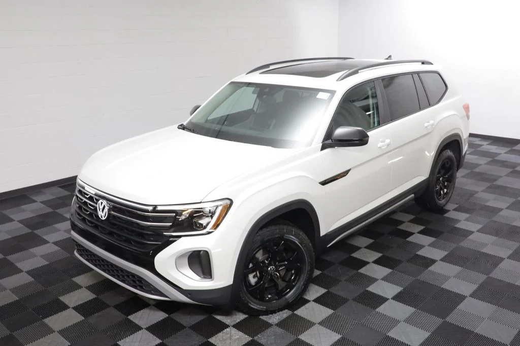 New 2026 White Volkswagen Peak Edition image 2
