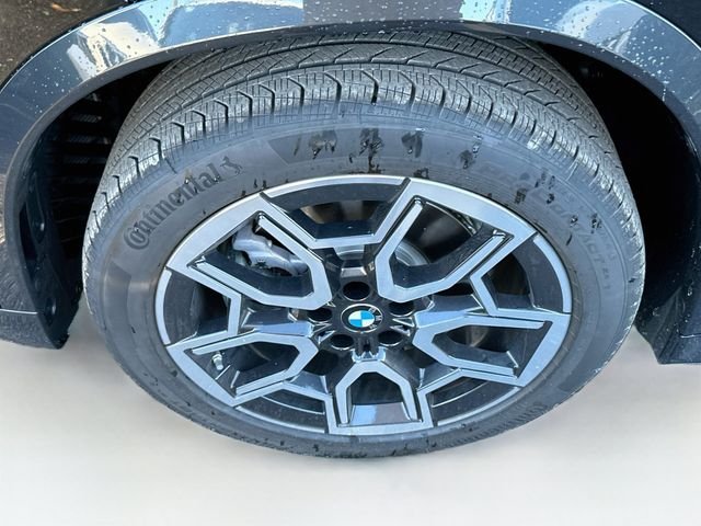 New 2027 Black BMW xDrive28i image 22