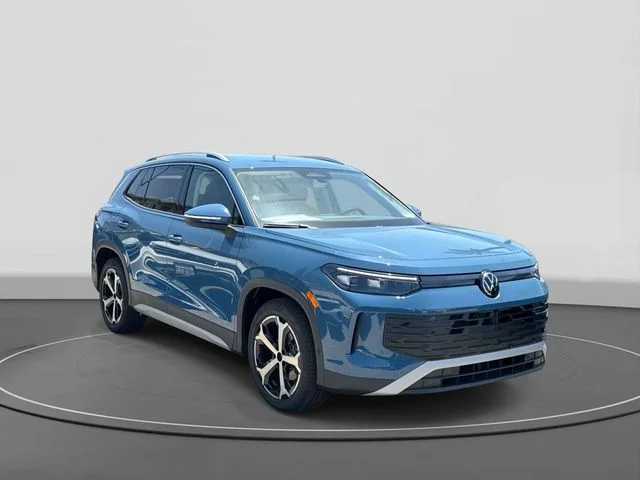 2026 Volkswagen Tiguan 2.0T SE's photo