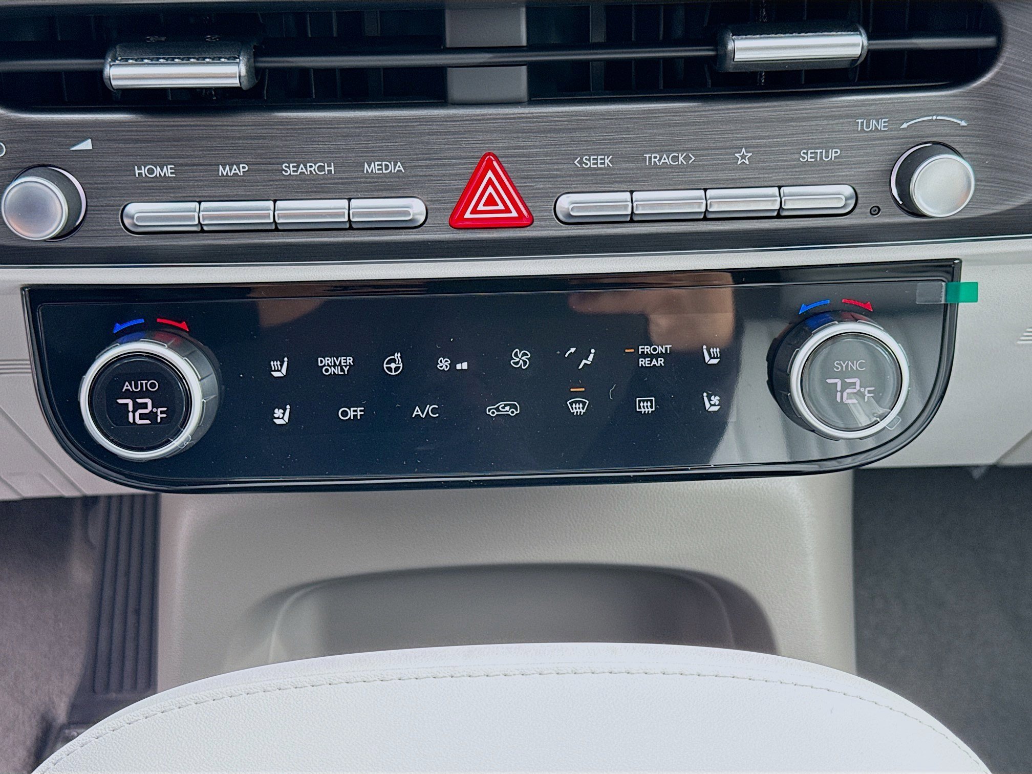 New 2026 Abyss Black Pearl Hyundai Blue SEL Premium 7P image 37