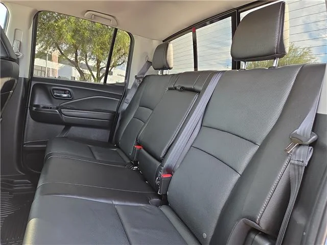 Used 2023 Sonic Gray Pearl Honda RTL (A9) All-Wheel Drive Crew Cab 5.3 ft. box 125. image 10