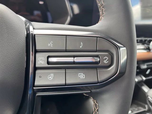 2026 GMC Canyon AT4 - Photo 10