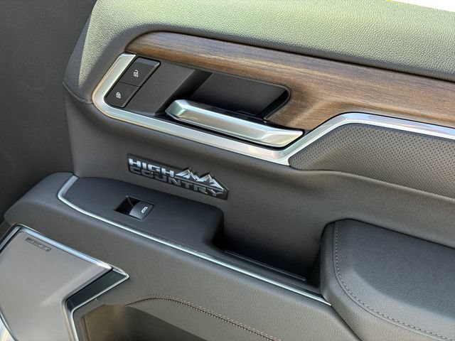 2026 Chevrolet Silverado 1500 High Country - Photo 14