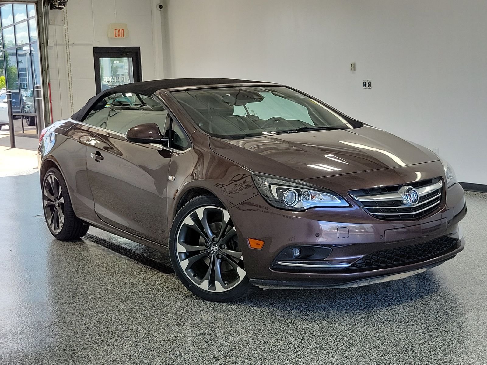 Used 2017 Brown Buick Premium image 1