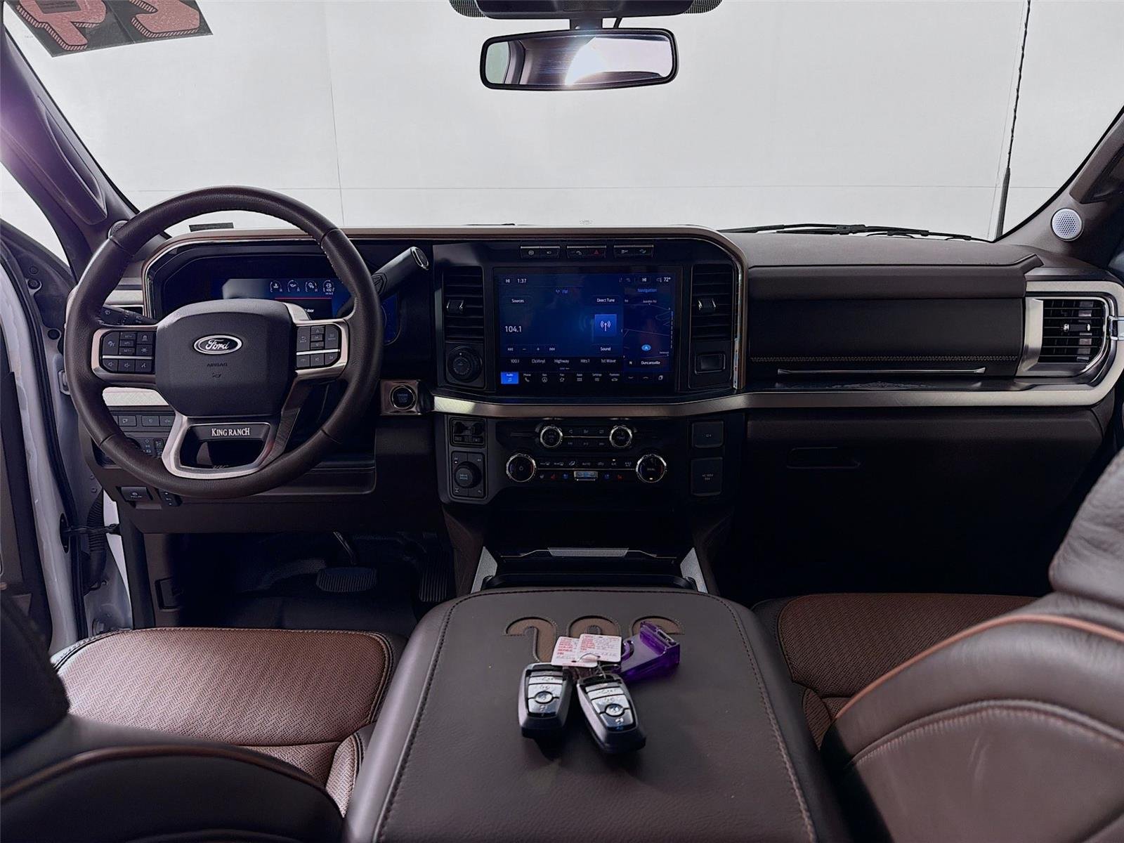 Used 2024 Oxford White Ford King Ranch image 24