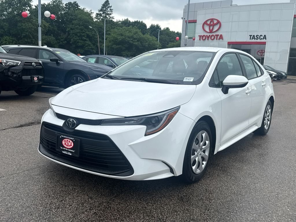 Used 2024 White Toyota LE image 3