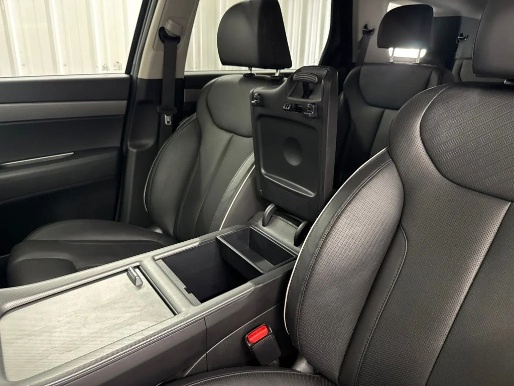 Used 2023 Abyss Black Hyundai XRT image 36