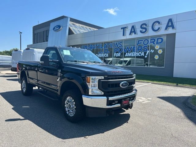 Used 2020 Black Ford XL image 1