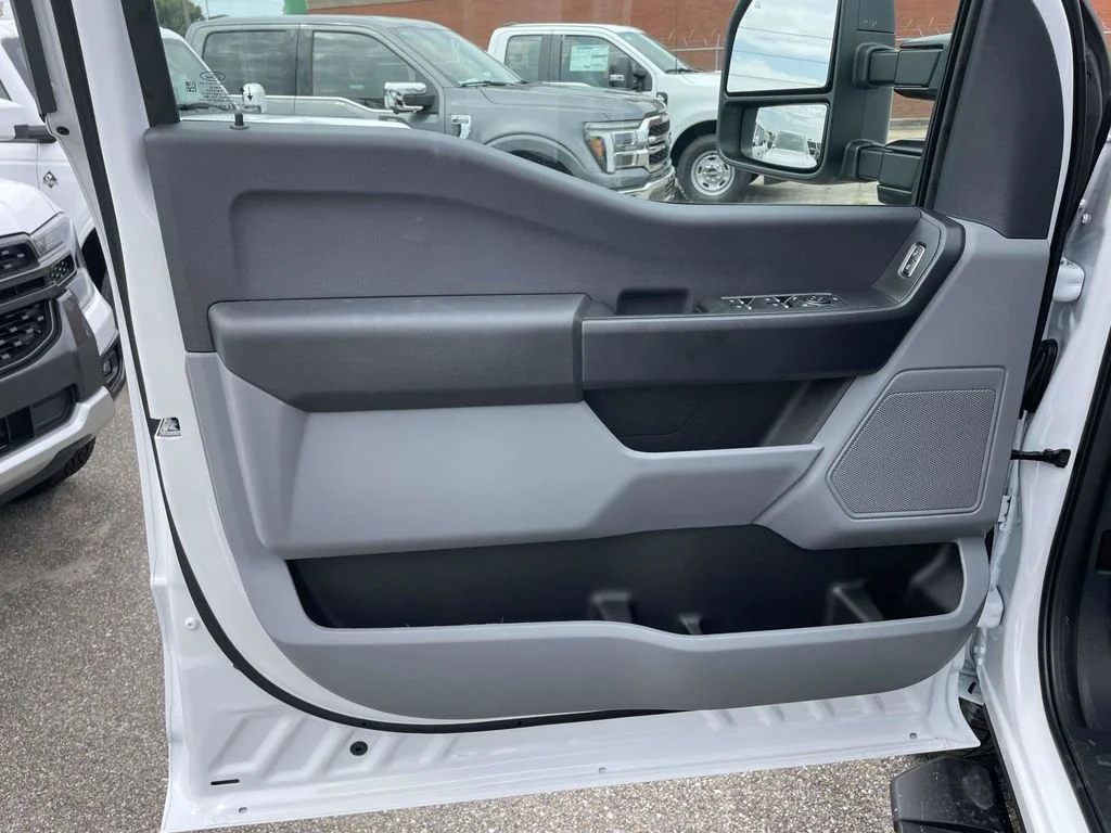 New 2026 White Ford XL image 15