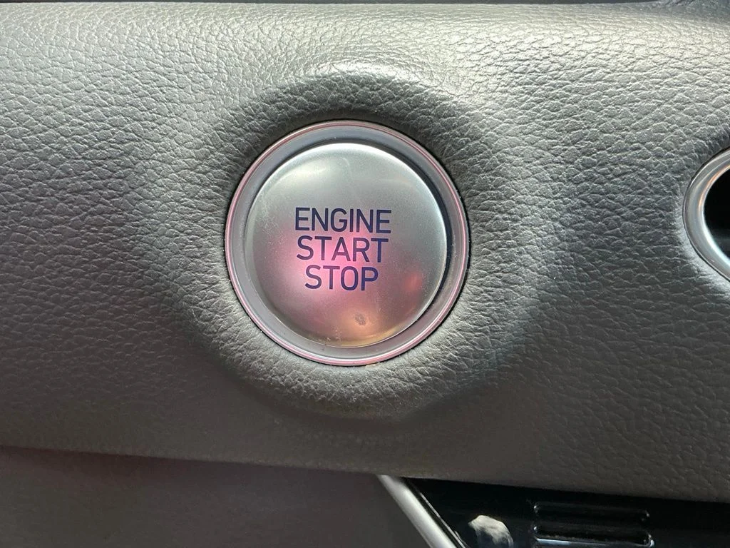 Used 2020 Red Hyundai Limited image 39