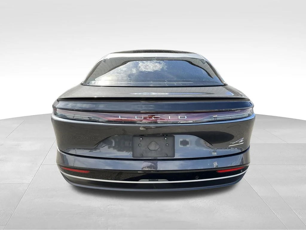 Used 2022  Lucid Grand Touring image 5