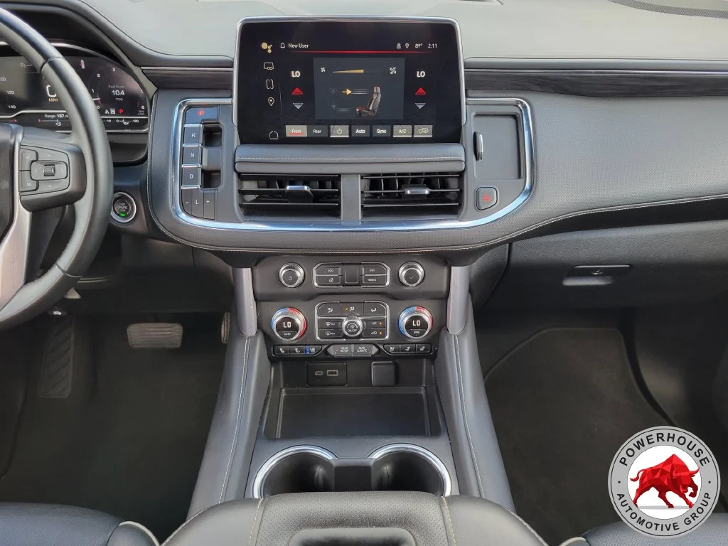Used 2024 White GMC SLT image 21