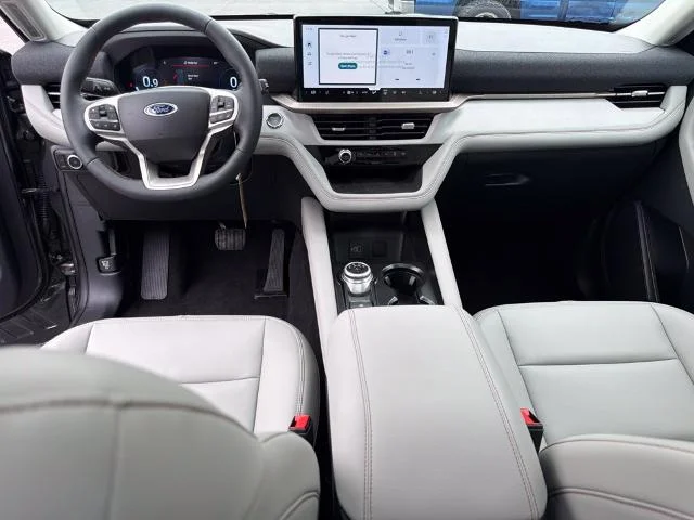 New 2026 Carbonized Gray Metallic Ford Active image 42