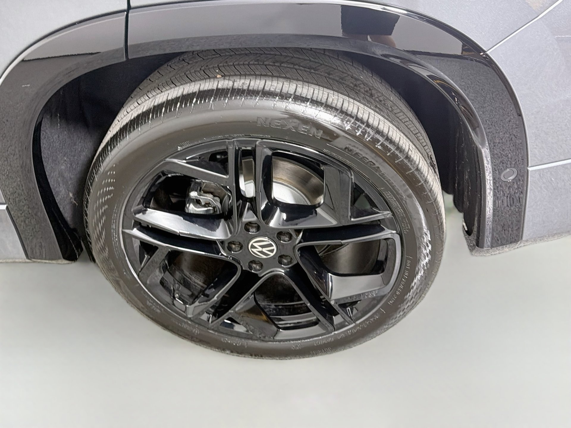 New 2026 Gray Volkswagen SE R-Line Black image 29