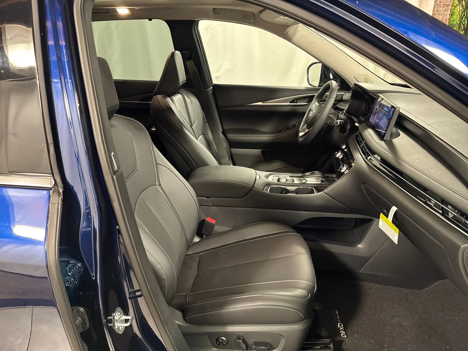 2026 INFINITI QX60 LUXE - Photo 26