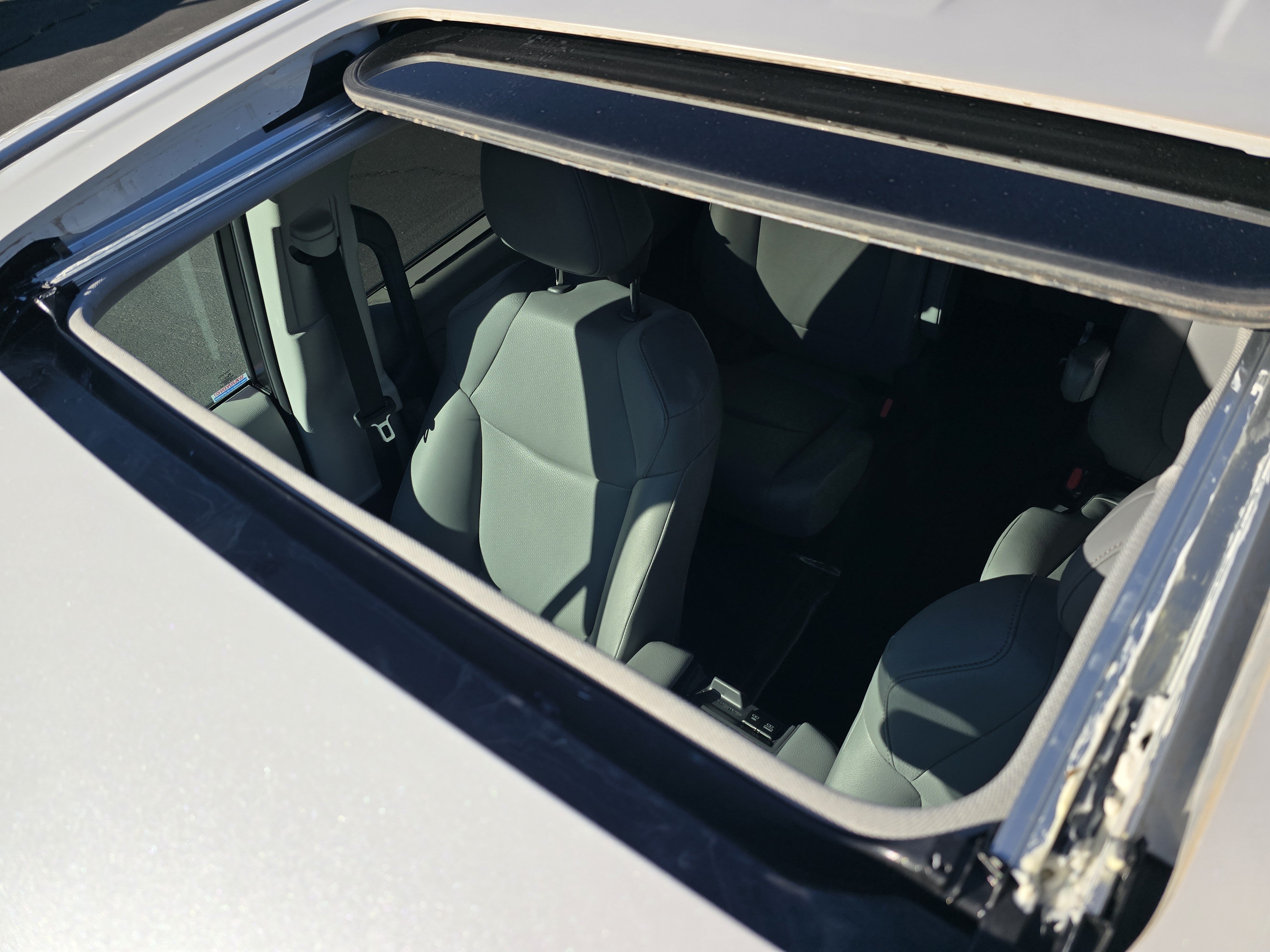 Used 2024 Pearl Toyota XLE image 4