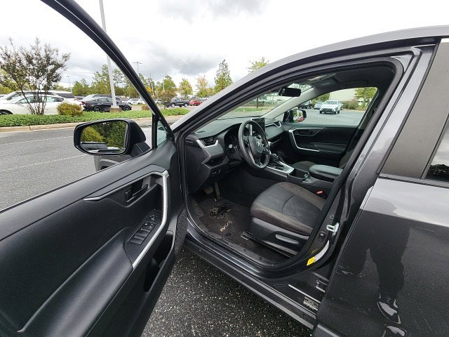 Used 2023 Gray Toyota LE image 22