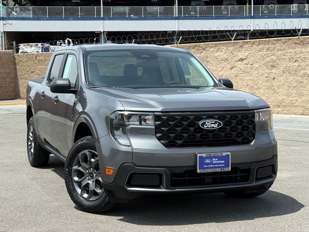 Certified Used 2025 Carbonized Gray Metallic Ford XLT image 3