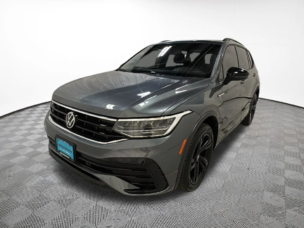2024 Volkswagen Tiguan SE R-LINE BLACK