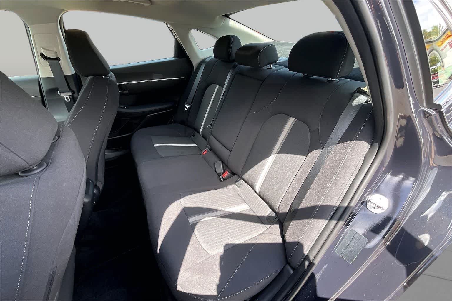 Used 2023 Carbon Blue Hyundai SEL image 25