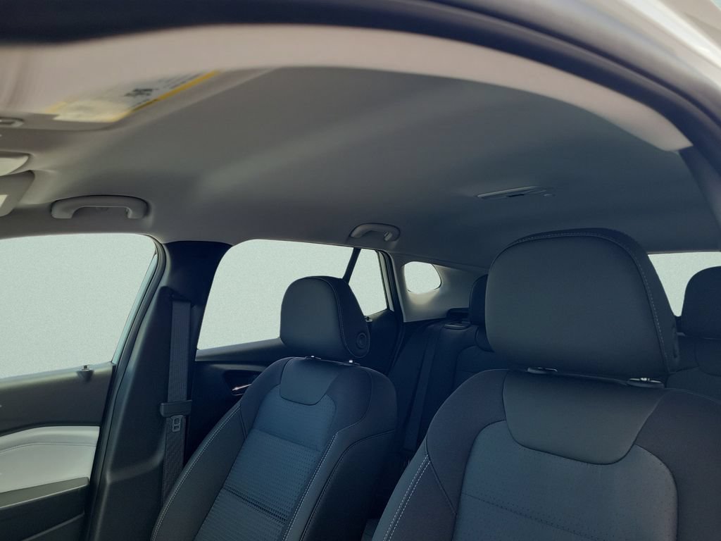 New 2026 Summit White Chevrolet LT image 17