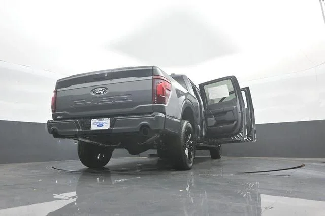 New 2026 Gray Ford Lariat image 47