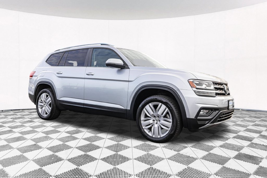 Used 2019 Silver Volkswagen 3.6L V6 SE image 10