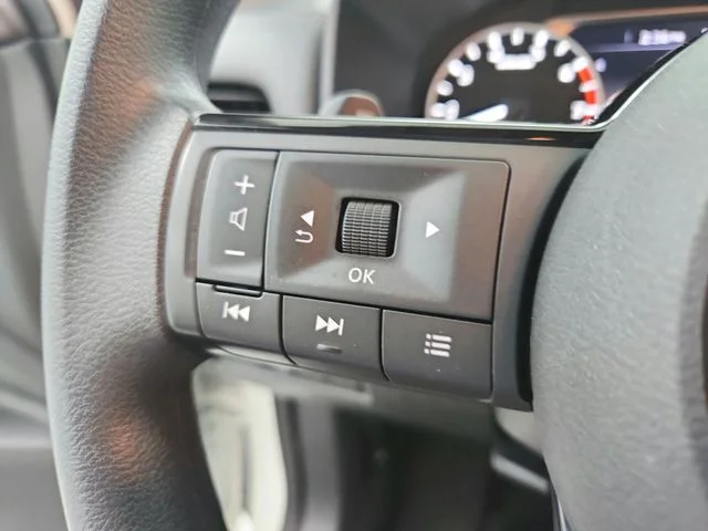 Used 2023 White Nissan SV image 23
