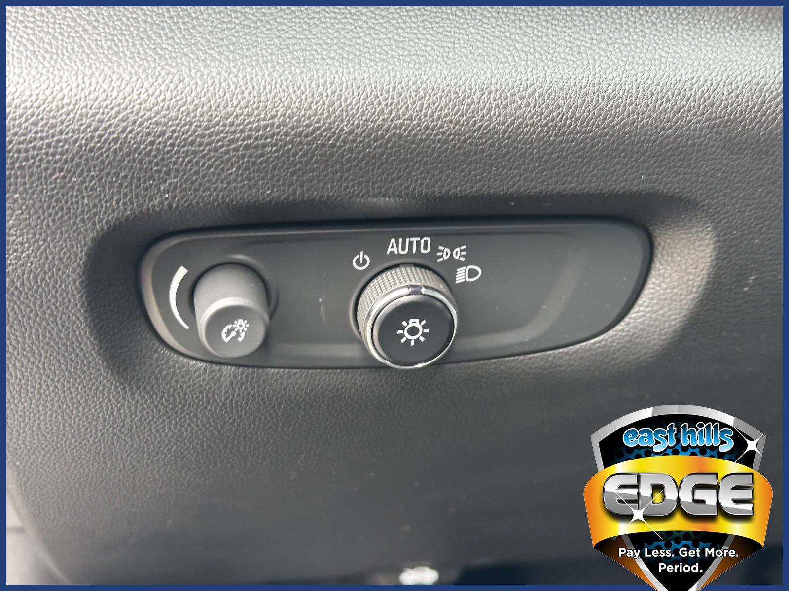 2023 Chevrolet Traverse 1LT - Photo 18