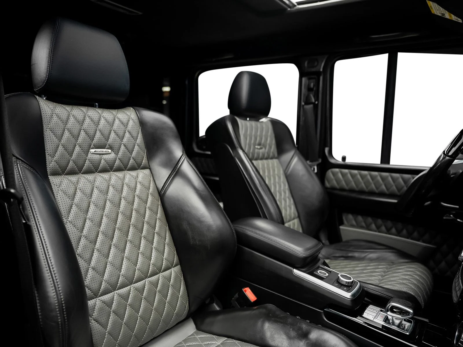 Used 2015 Silver Mercedes-Benz G 63 AMG® image 38