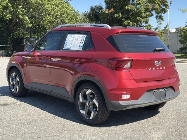Used 2024 Red Hyundai Limited image 11