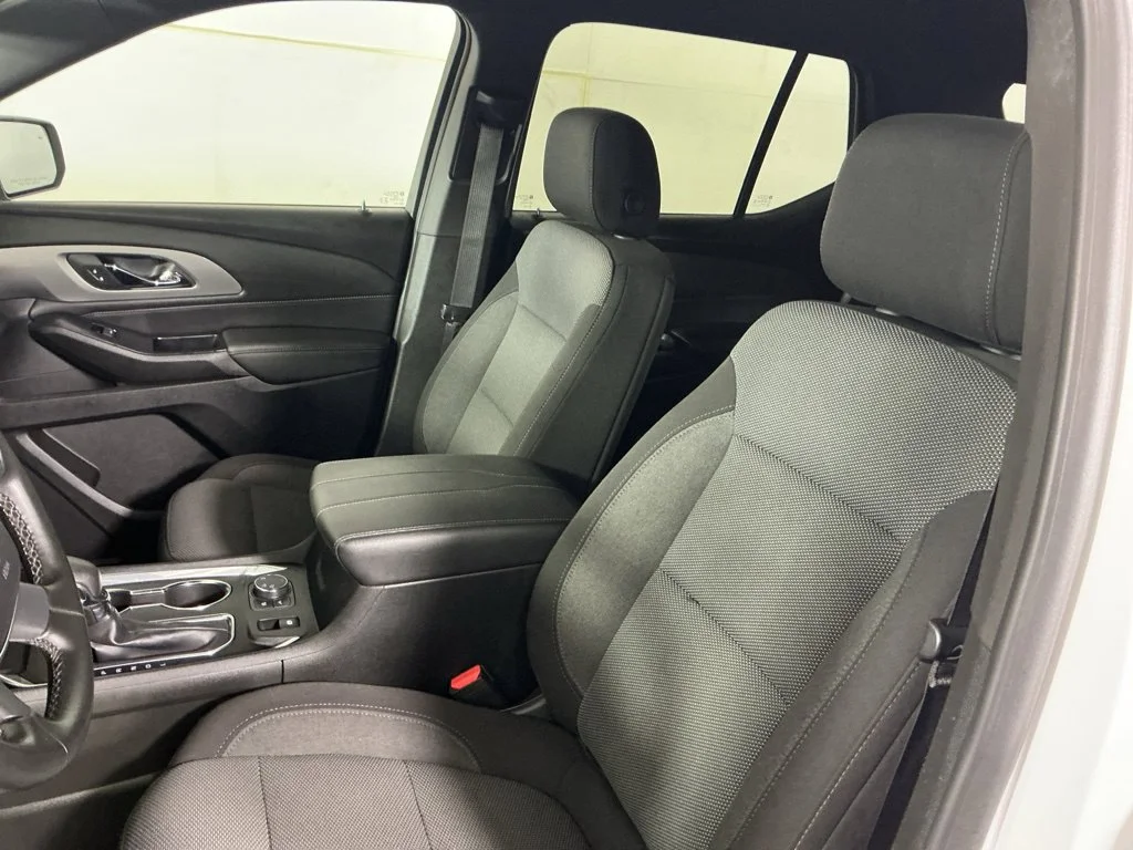 Used 2023 White Chevrolet LT image 10