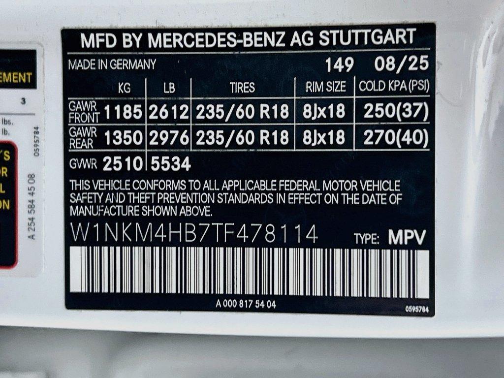 Certified Used 2026 Polar White Mercedes-Benz GLC 300 image 33