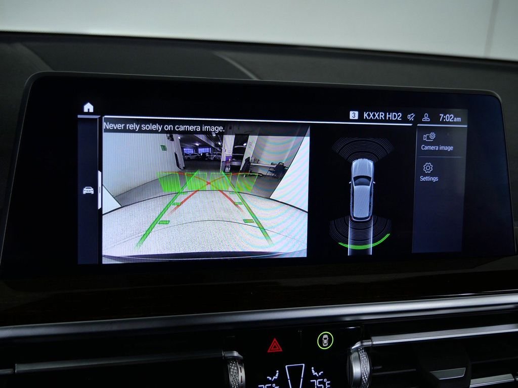 Used 2022 Black BMW xDrive30i image 50