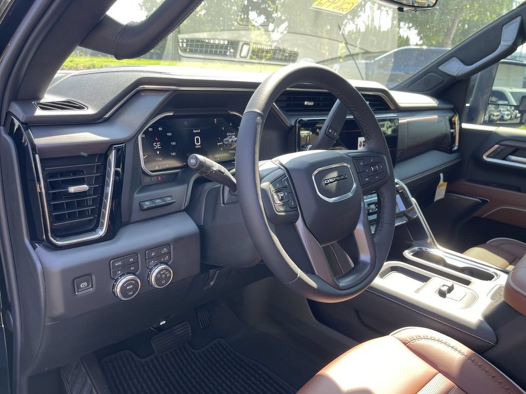 2026 GMC Sierra 3500HD Denali Ultimate - Photo 10