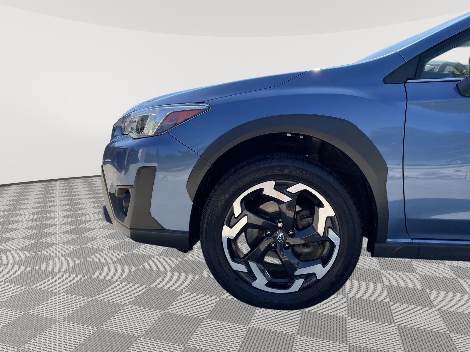 Used 2022 Horizon Blue Pearl Subaru Limited image 10