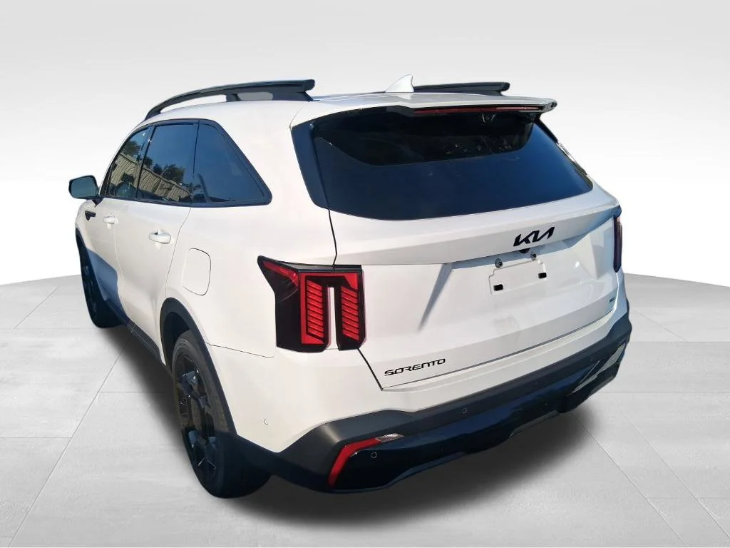 Used 2026 White Kia X-Line SX Prestige image 6
