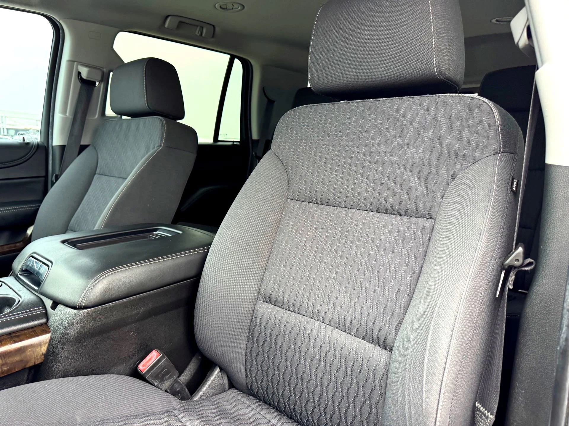 Used 2018 Summit White Chevrolet LS image 13