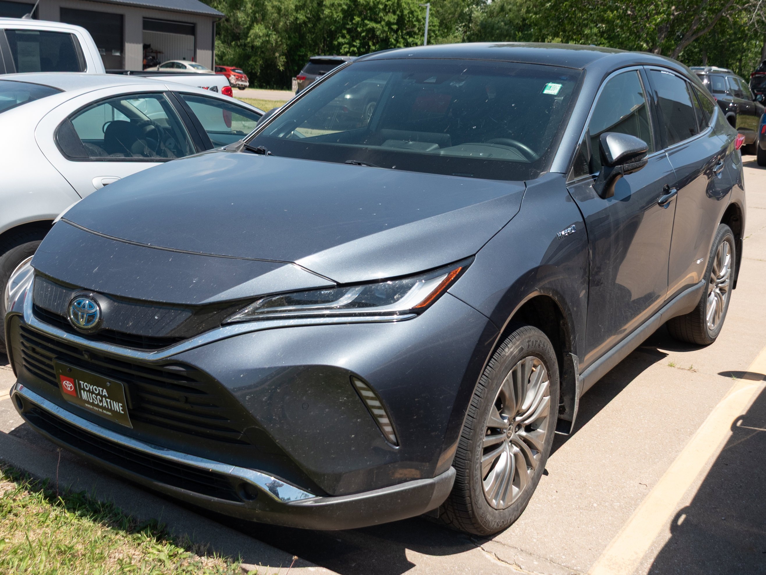 Used 2021 Gray Toyota Limited image 4