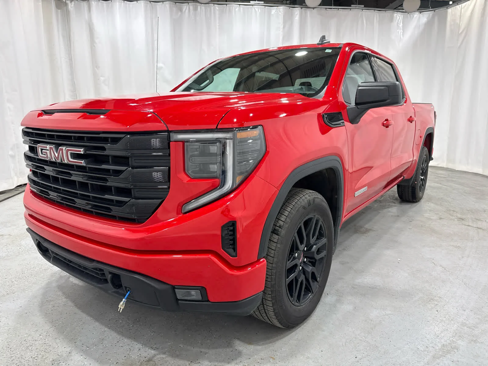 Certified Used 2024 Cardinal Red GMC Elevation image 1
