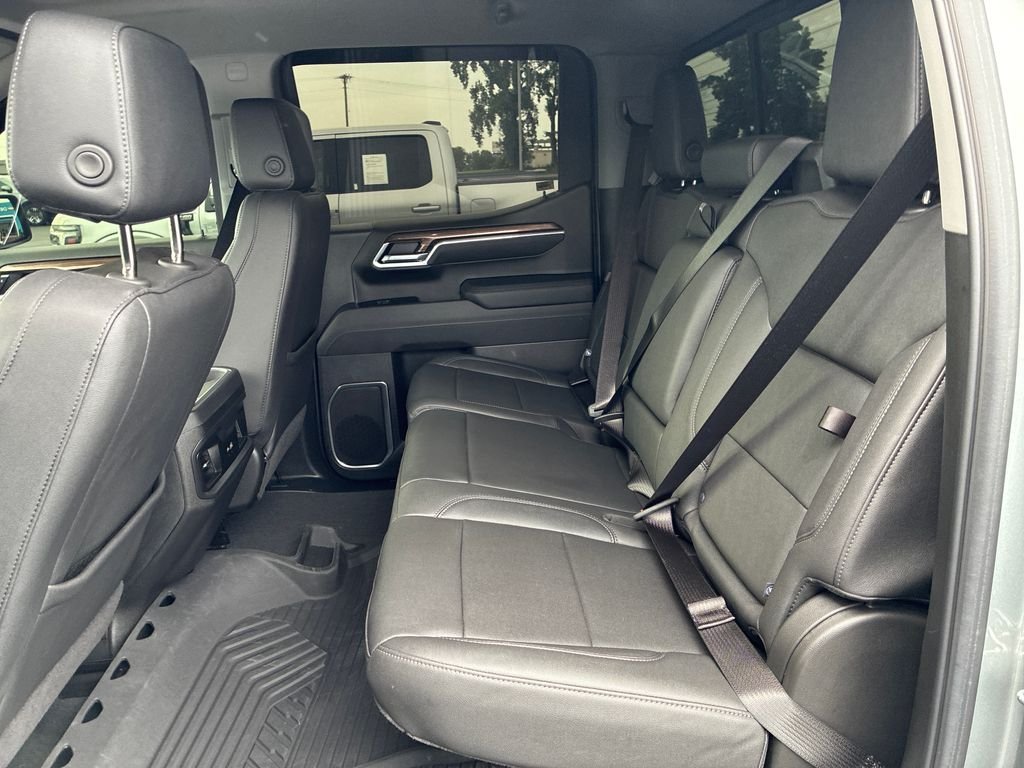 Used 2025 Gray Chevrolet RST image 18