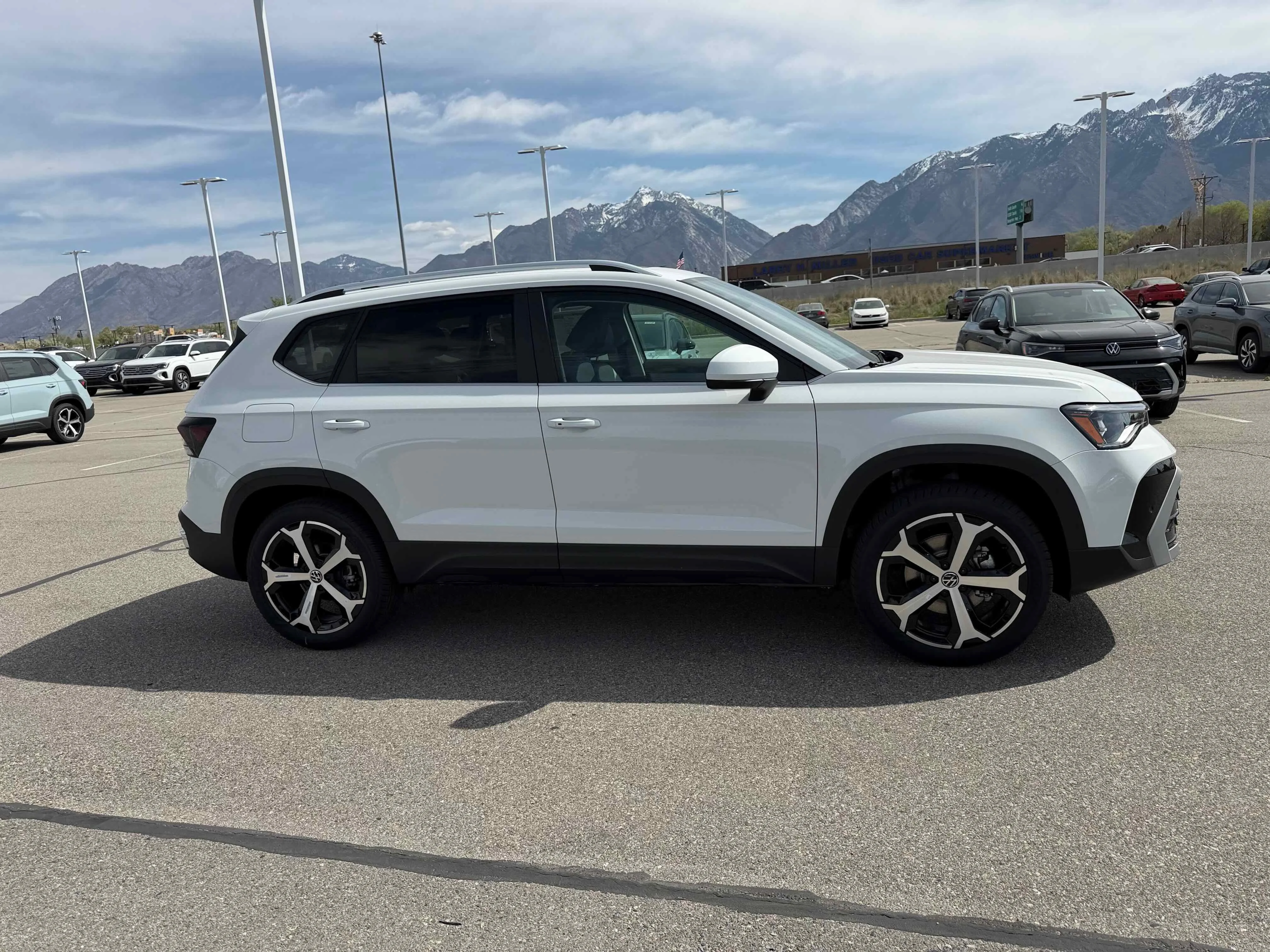New 2026 Pure White Volkswagen SEL image 8