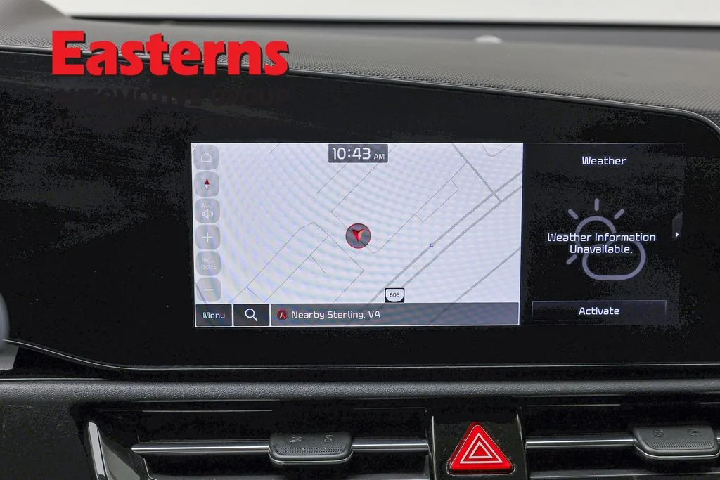 Used 2024 White Kia Wind image 19