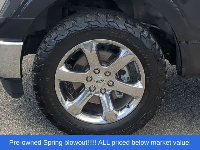 Used 2023 Black Ford Lariat image 18