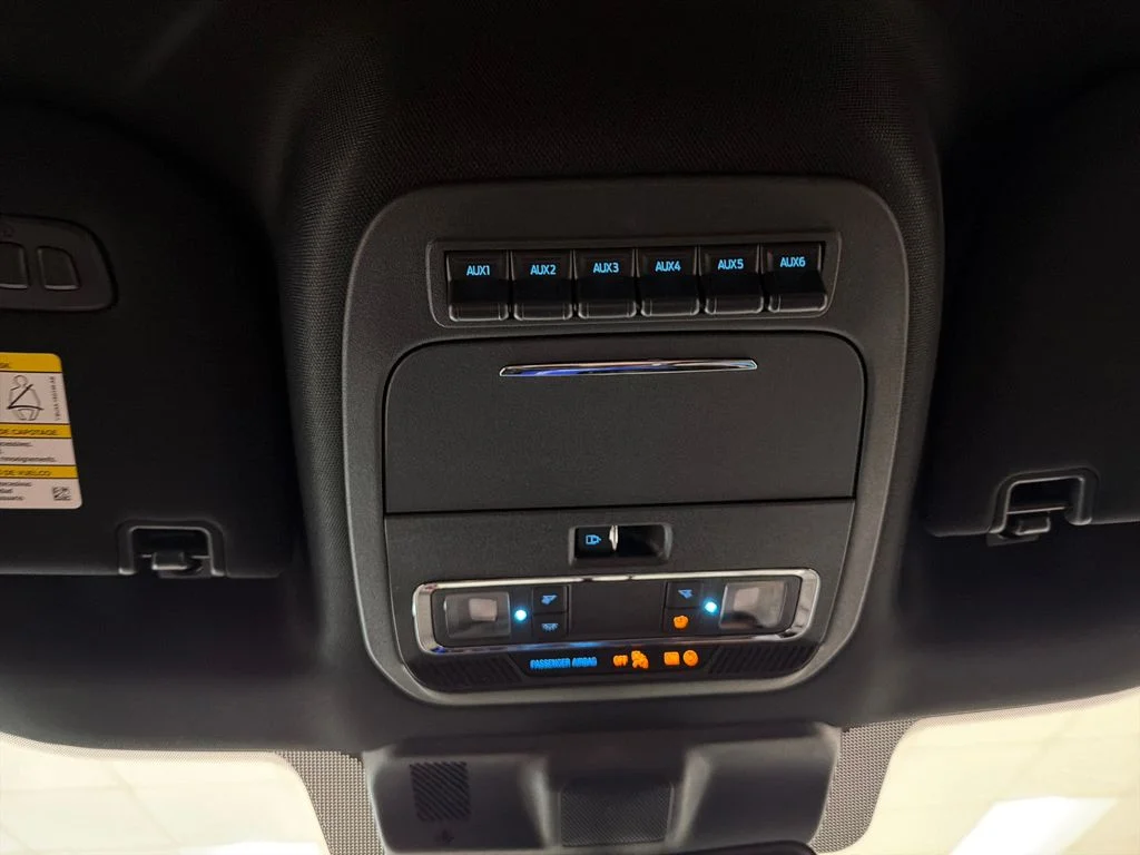 New 2026 White Ford Platinum image 14