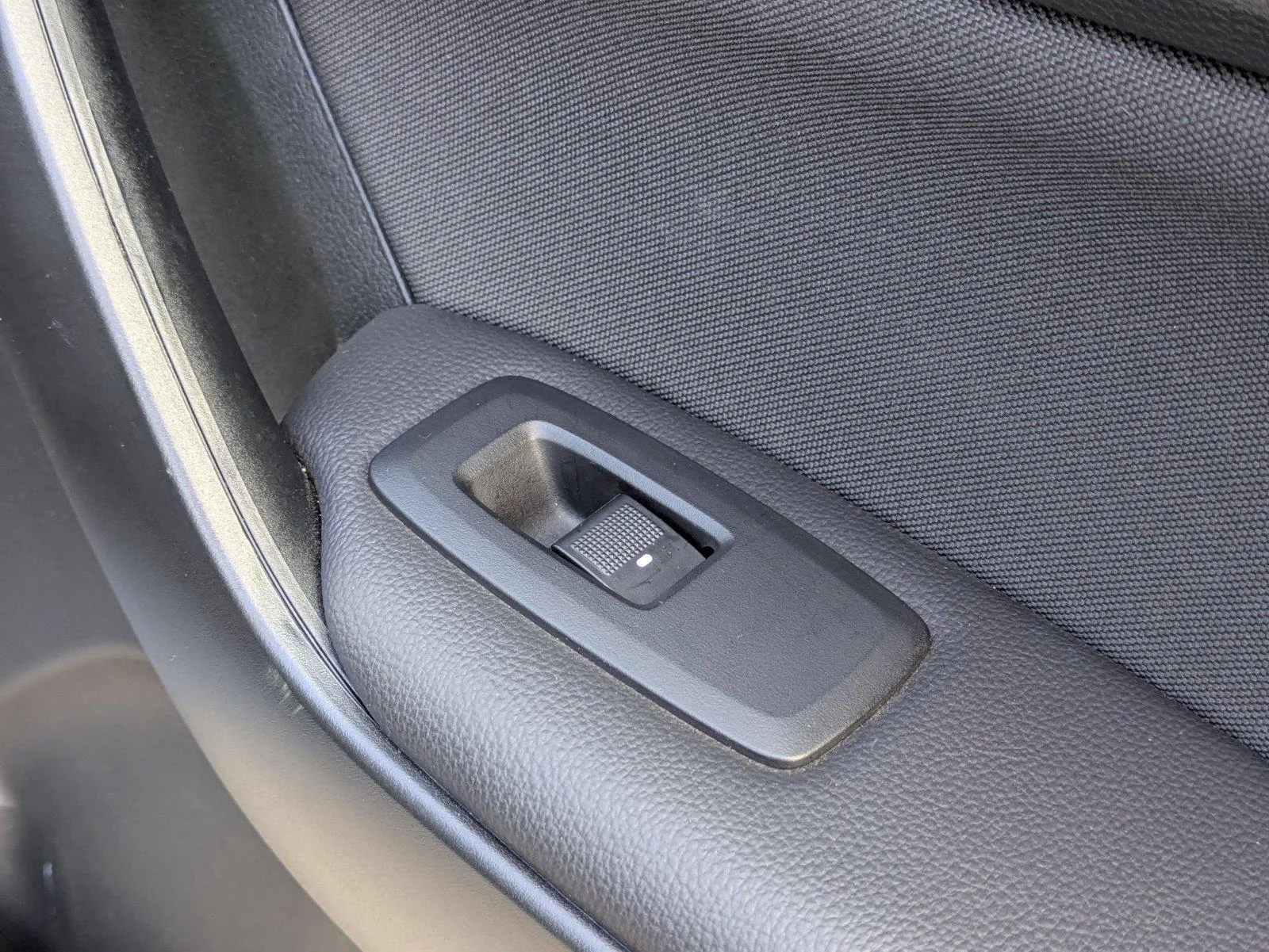 Used 2023 Azure Gray Metallic Tri-Coat Ford XLT image 32