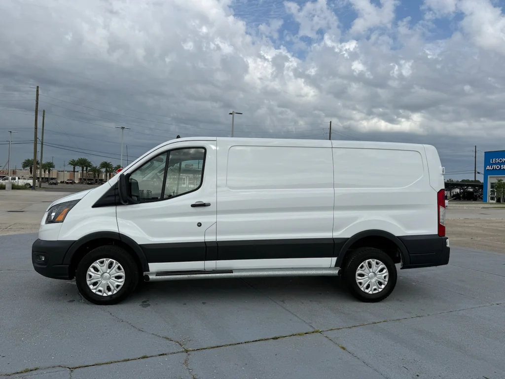 1FTBR1Y82RKA40144